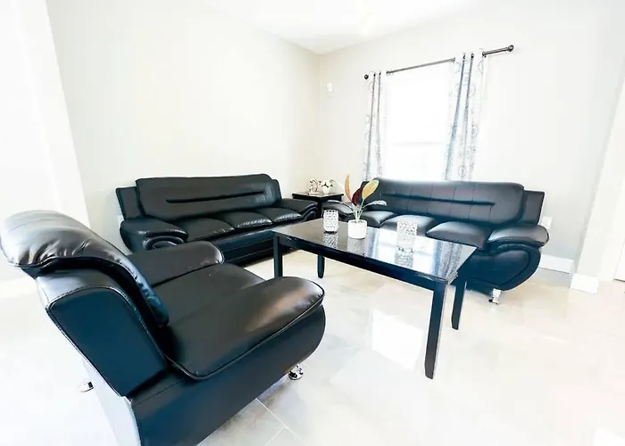 4Br Niagara Getaway-Prime Location